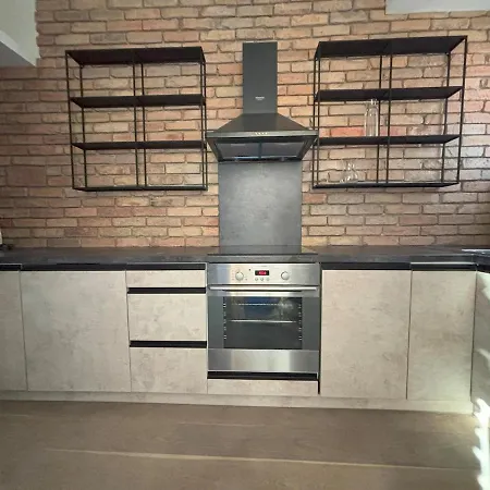 Opera Apartman *